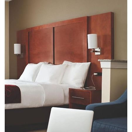 Comfort Inn & Suites Greenville I-70 Εξωτερικό φωτογραφία
