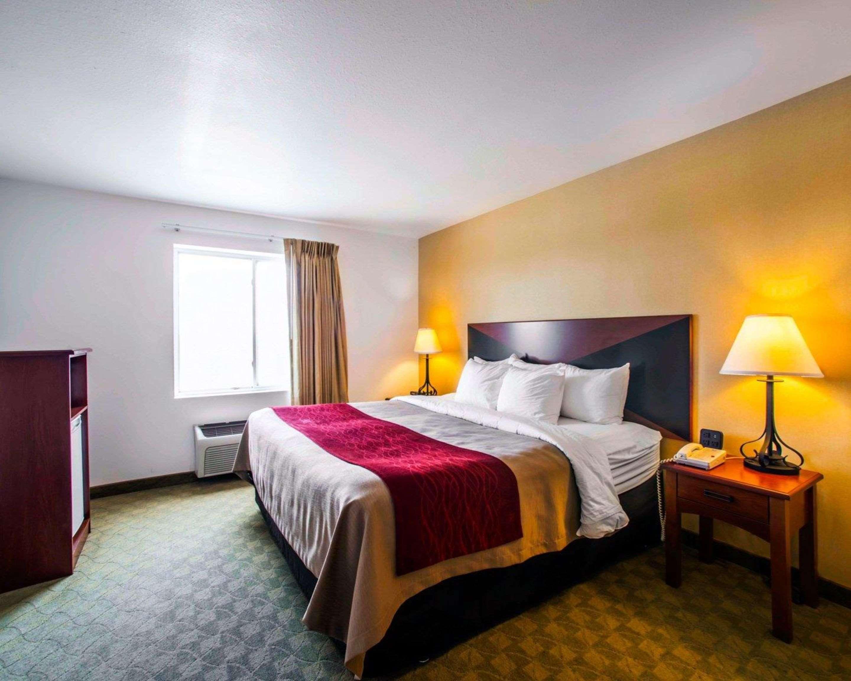 Comfort Inn & Suites Greenville I-70 Εξωτερικό φωτογραφία